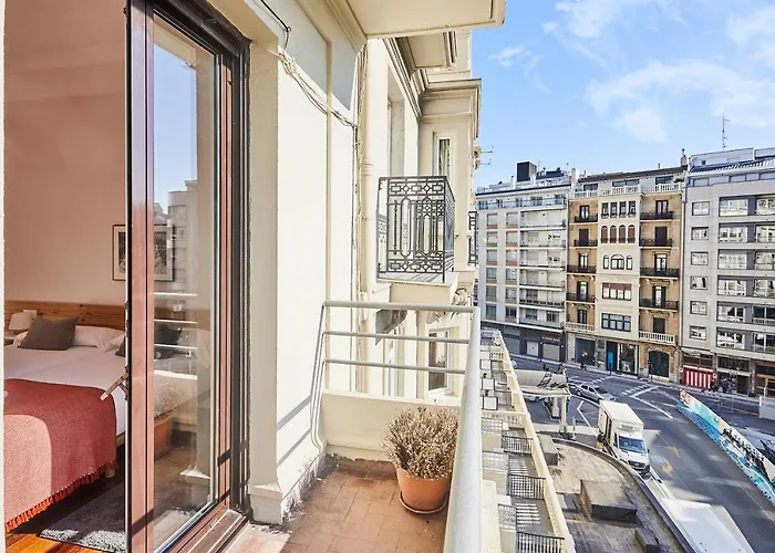 Daire Zubieta By Basque Homes *